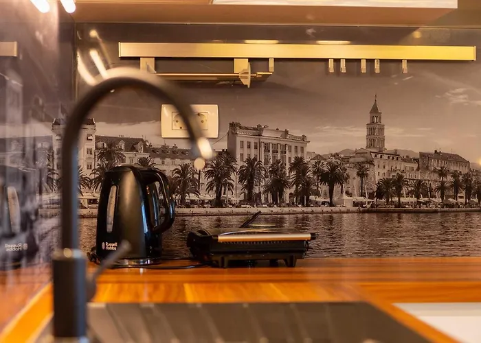 Apartman Aviani *