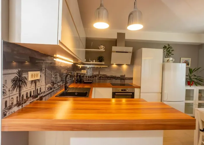 Aviani Appartement *